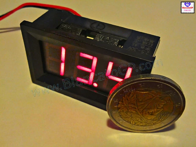 Voltmetro digitale LED ROSSO 2.5-30V  tensione tester pannello auto moto quad DC