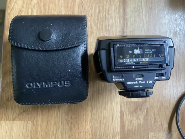 Olympus T20 Flash For Om 35Mm Cameras Om-1/Om-1N/Om-2/Om-2N/Om10/Om20 + Case