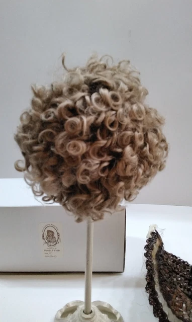 Vintage 11” Doll Wig French Frills Handmade Mohair W Feidt Plus Straw Hat Signed