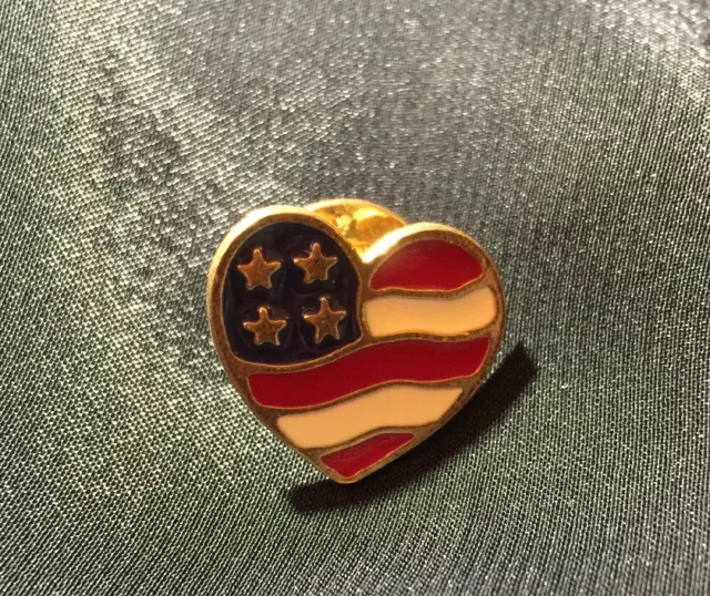 Heart-Shaped American Flag USA Gold Tone Tie Tac Lapel Pin Patriotic MADE IN USA