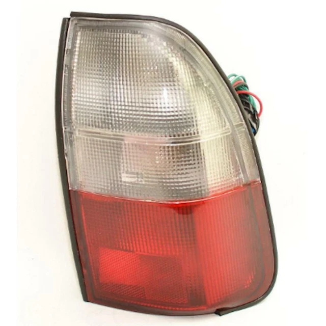 FOR MITSUBISHI L200 Rear Tail Light Lamp 20022006 Drivers Side With