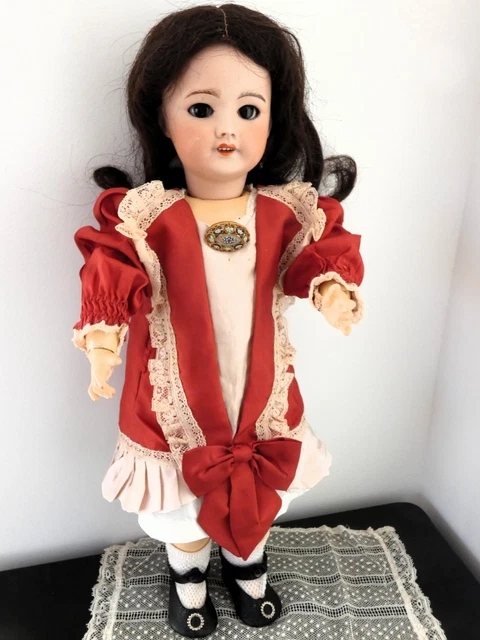 Ancienne grande jolie poupée marcheuse Eden Bébé Paris 301 12 dans sa boite
