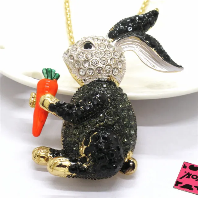Fashion Women Black Bling Cute Rabbit Carrot Crystal Pendant Sweater Necklace