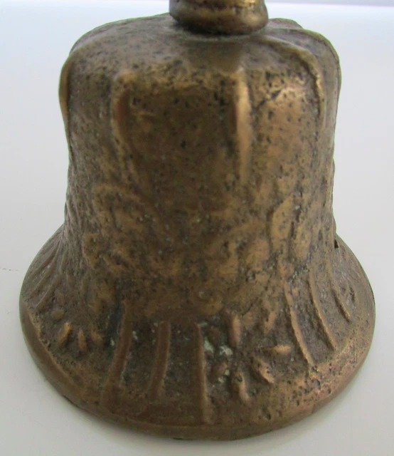 Beautiful Vintage Mid Century Solid Brass Ornate Decorative Heavy Dinner Bell 3