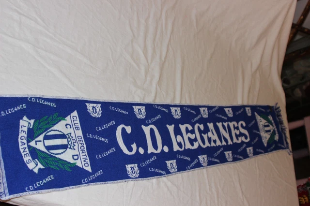 Banderín deportivo triangular personalizado con el escudo de su equipo