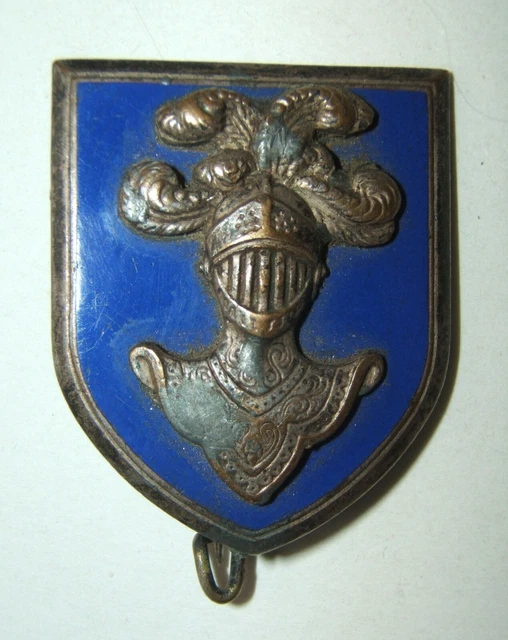 Collection Insignes du Centre d'Instruction des Divisions Blindées