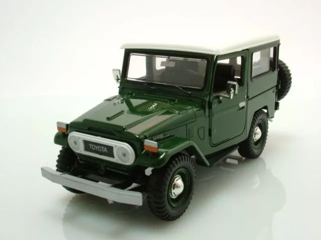 ,MOTOR MAX, TOYOTA FJ40 1974 Verde, 1/24, MMX79323VERT