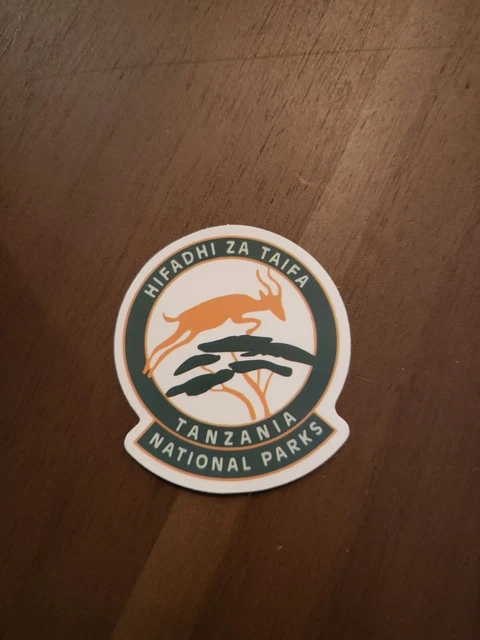Broche Pin's 'Hifadhi Za Taifa' - Parcs Nationaux De Tanzanie - Vintage - Occasion Bon état