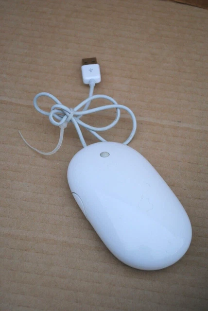 Apple wired mouse Model No : A1152 EMC No : 2058