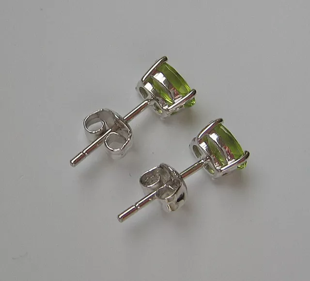 ♦️Fein Ohrringe aus 14kt 585 Gold mit unbeh. Peridot Peridote Ohrstecker ♦️ 7987 2