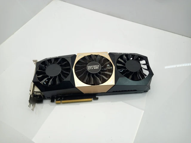 Carte Graphique Gainward GTX 680 2Go GDDR5, PCIe 1.0 X16, Support Multi-écrans (HDMI, DVI, DP), Occasion