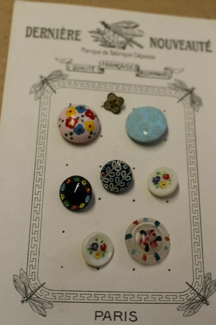 Lot De Boutons Anciens à Collectionner - Celluloïd, Occasion, Divers Modèles