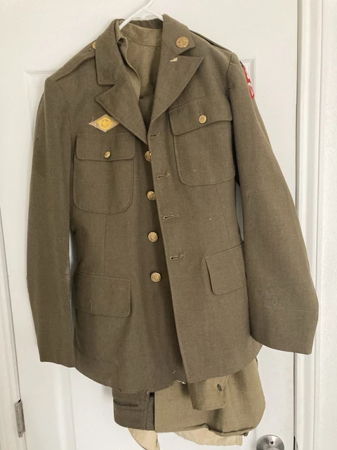 10-Pack Mixed German Army Surplus Sports Clothing - Jackets, Pants, Shirts - Defects - Random Sizes