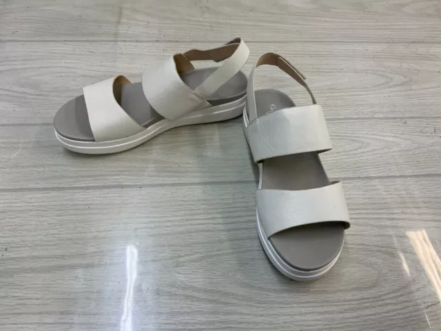 Dr. Scholl's Scout Sandal, Women's Size 8 M, White MSRP $60