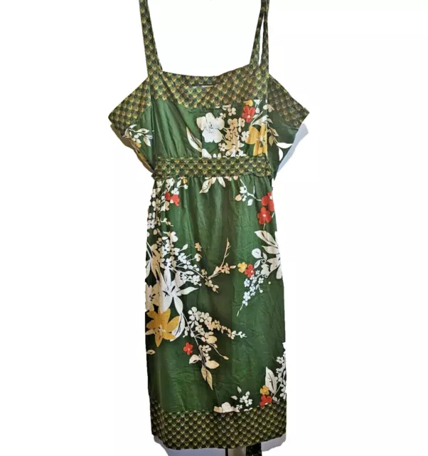 Girl Express Womens Dress Green Floral, 60s, 70s vibes, A-line. Flattering