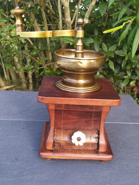 ANCIEN MOULIN A poivre en cuivre EUR 22,00 - FR
