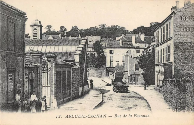 Cpa 94 Arcueil Cachan Rue De La Fontaine
