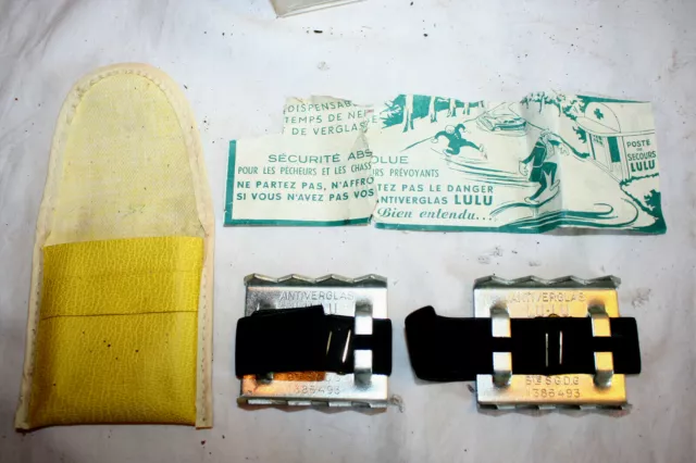 Anciens Patins Anti-glisse / Anti-verglas LULU dans pochette jaune d'origine