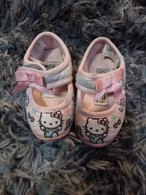 Hello Kitty Hausschuhe Gr 20