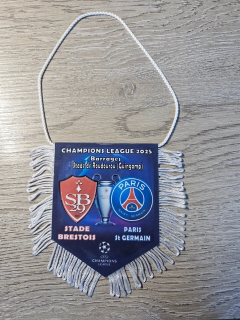 Fanion Vintage Stade Brestois – Avant 2000 – Club Français – Foot