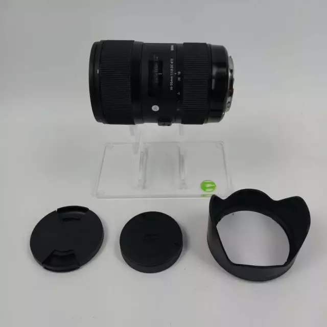 Sigma DC HSM 18-35mm f/1.8 For Canon EF Mount Lens with Extras