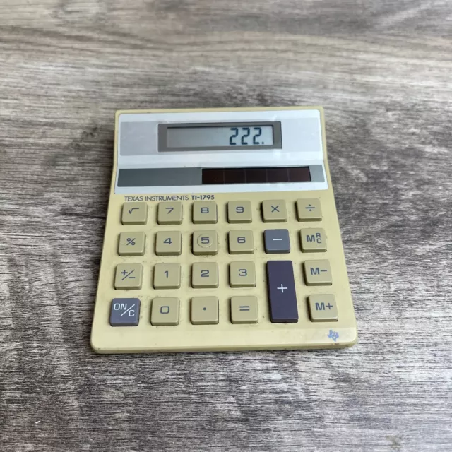 Vintage Texas Instruments TI-1795 8-Digits Display Desktop Solar Calculator
