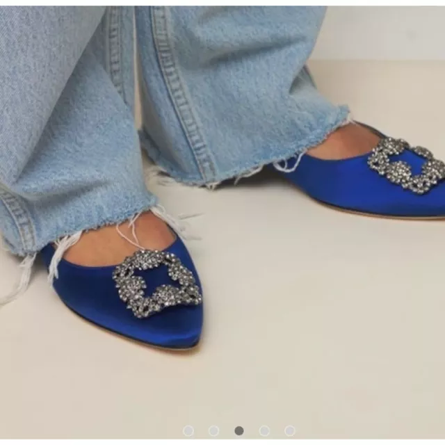 Authentic MANOLO BLAHNIK Hangisi Blue Satin Pointed Toe Ballet Flats Size EU37 2