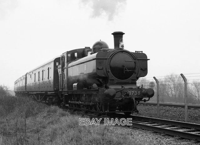 PHOTO EX Gw 57Xx Class 'Pannier Tank' Engine No. 3738 At Work At Didcot ...