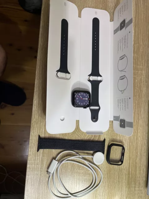 Refurbished Apple Watch Series 8 GPS + Cellular, 45mm Midnight