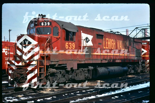 R DUPLICATE SLIDE - Lehigh Valley LV 639 ALCO C-628 at Sayre PA