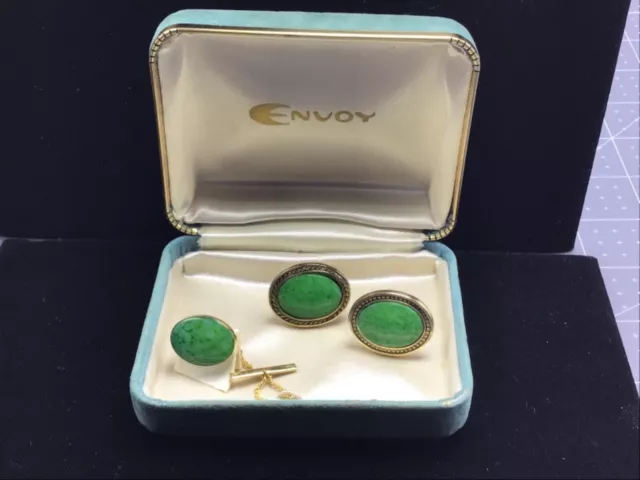 Vintage “ Envoy” Gold Tone Mans Cuff Links & Tie Pin with Green Stone