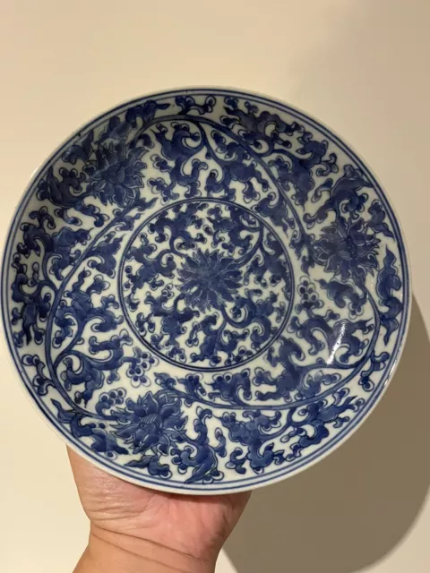 antique chinese porcelain blue and white