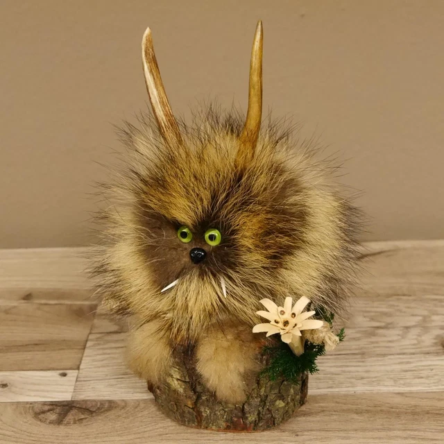 Wolpertinger Preparado Taxidermy Mini Con Edelweiss Y Verce Claro Ojos 86.1.3.45