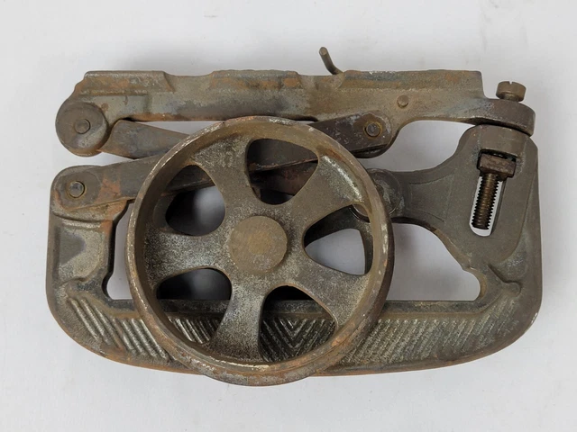 Rare Ives Barn Parlor Pocket Door Roller - Collectible Antique Replacement Pair 9