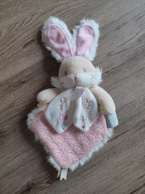 Doudou et Compagnie  lapin de sucre rose blanc dc3489