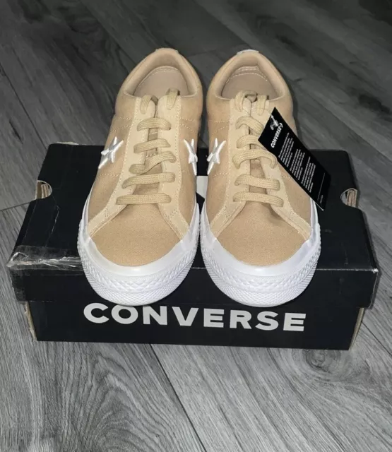 Brand New Mens Sand Canvas Fawn Converse One Star Ox Size 6!