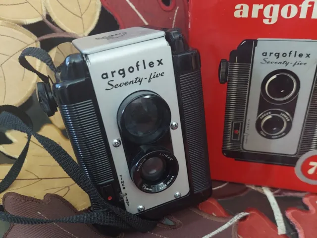Argoflex 75 Vintage Camera, Carry Case, And Box
