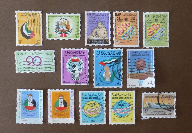 Briefmarken Vereinigte Arabische Emirate / UAE. 14 Stück, papierfrei, 1980er