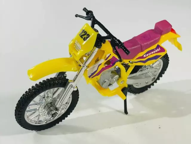 Maisto 1:18 Scale Display Model Motorcycle Motorbike Kawasaki KLX250SR