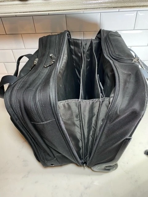 TUMI Alpha Wheeled Expandable Briefcase Black 6
