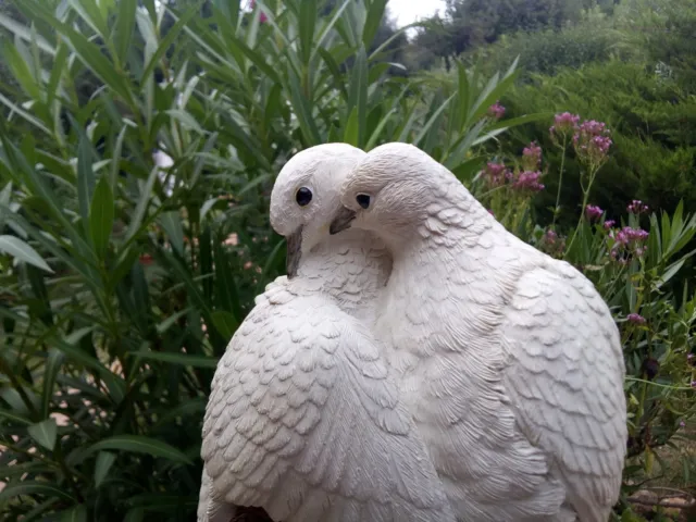 Colombes Pigeons Blancs  Doves Sculpture Collection Wildtrack Fait Main Ecosse 3