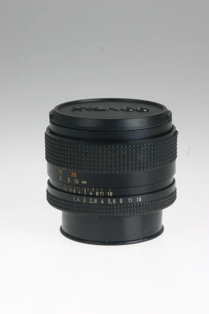 Carl Zeiss Planar 1,4/50mm Contax/Yashica Bajonett #5819738