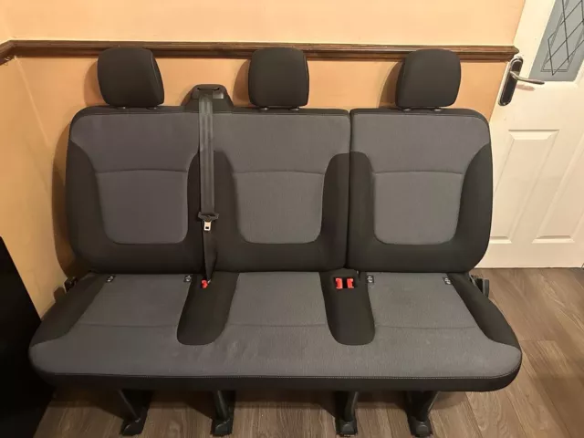 Seat triple bench 2nd row Renault Trafic Opel Vauxhall Vivaro NV300 Talento Java