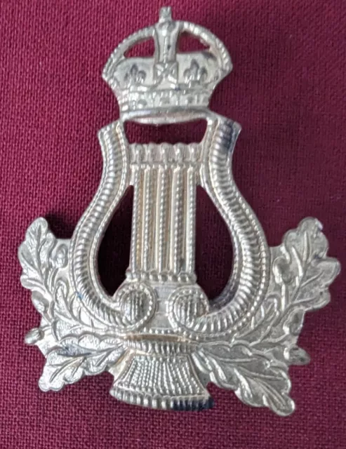 Royal British Army Military Band Music Corps Musician Bandsman Cap Badge