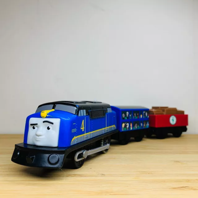 GUSTAVO THOMAS Friends Trackmaster Battery Operated Motorised