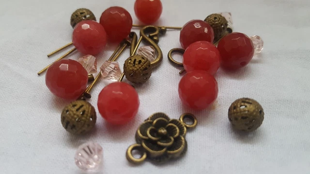 Kit bijoux bracelet à faire soi-même - kit pierres précieuses jade rouge avec découvertes bronze 2