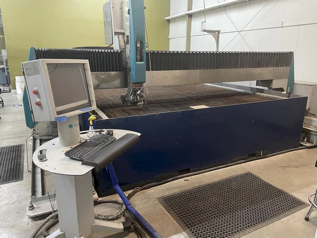 Flow Mach 4 3060C 10' x 20' CNC Waterjet (2011)