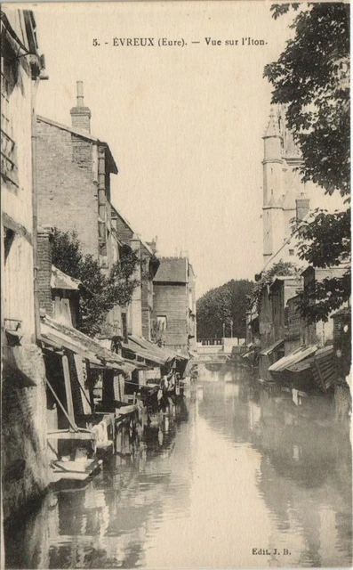 CPA EVREUX Vue sur l'Iton (1148547)