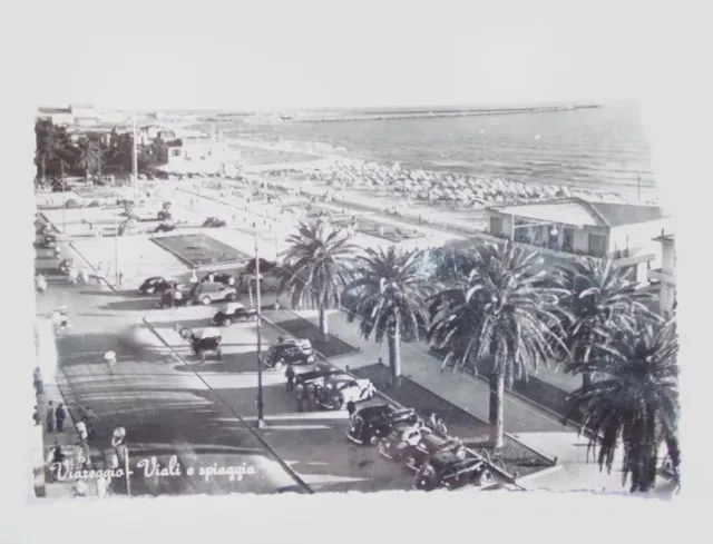 Cartolina Viareggio - Viali e spiaggia 1950 ca