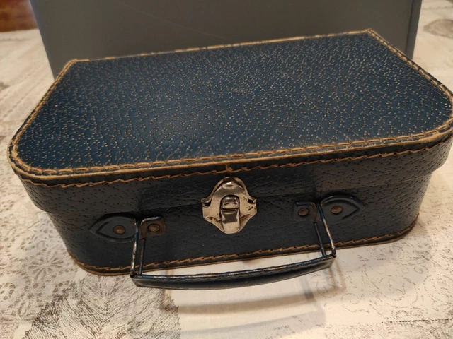 Ancienne Valise De Couture Pour Enfant - Jouet Vintage